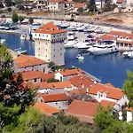 2791a * מרינה