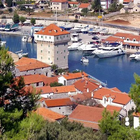2791a * Marina