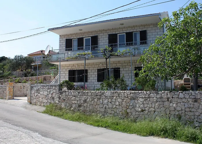 Apartment 2791a Marina